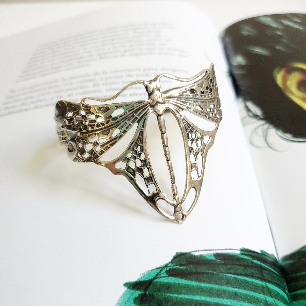 *SOLD* Elegant Art Nouveau Sterling Silver Dragonfly Cuff